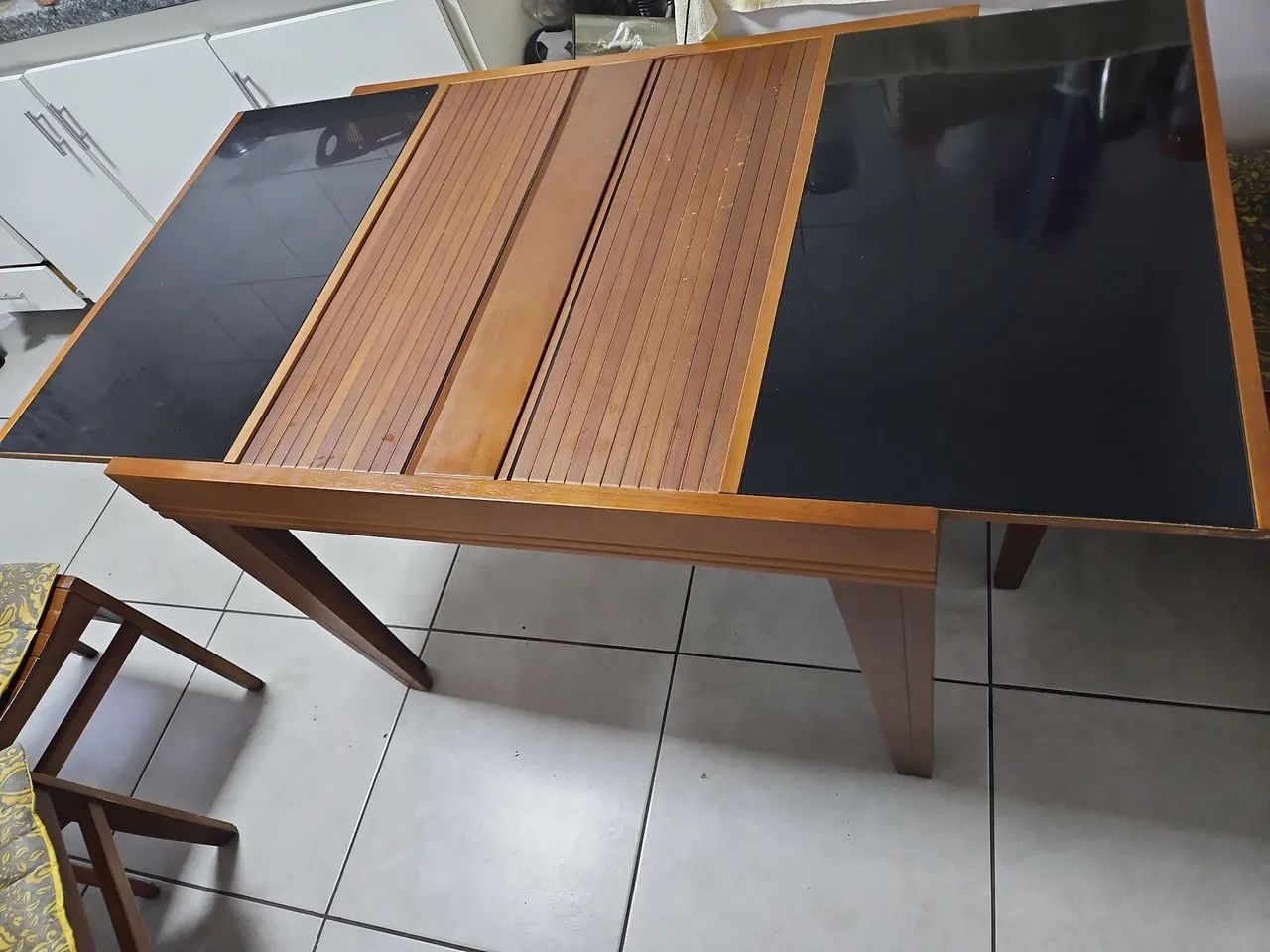 Mesa de Jantar Extensível + 4 Cadeiras com Almofadas - Foto 2