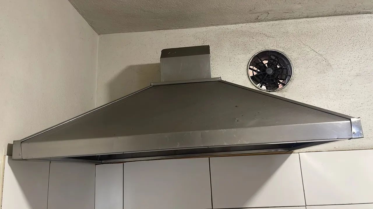 Coifa de inox com exaustor e chaminé galvanizada - Foto 5