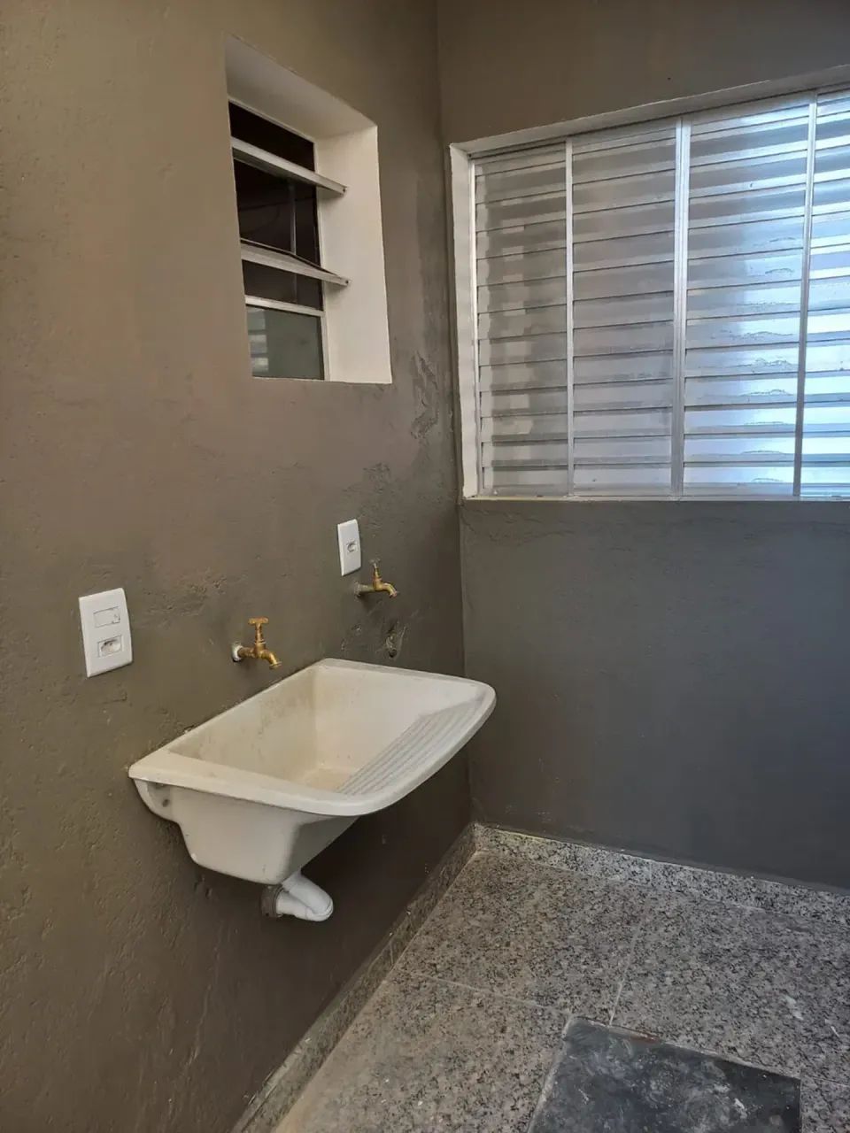Casa independente com 2 dormitórios e 125m² em Vila Municipal - Foto 4