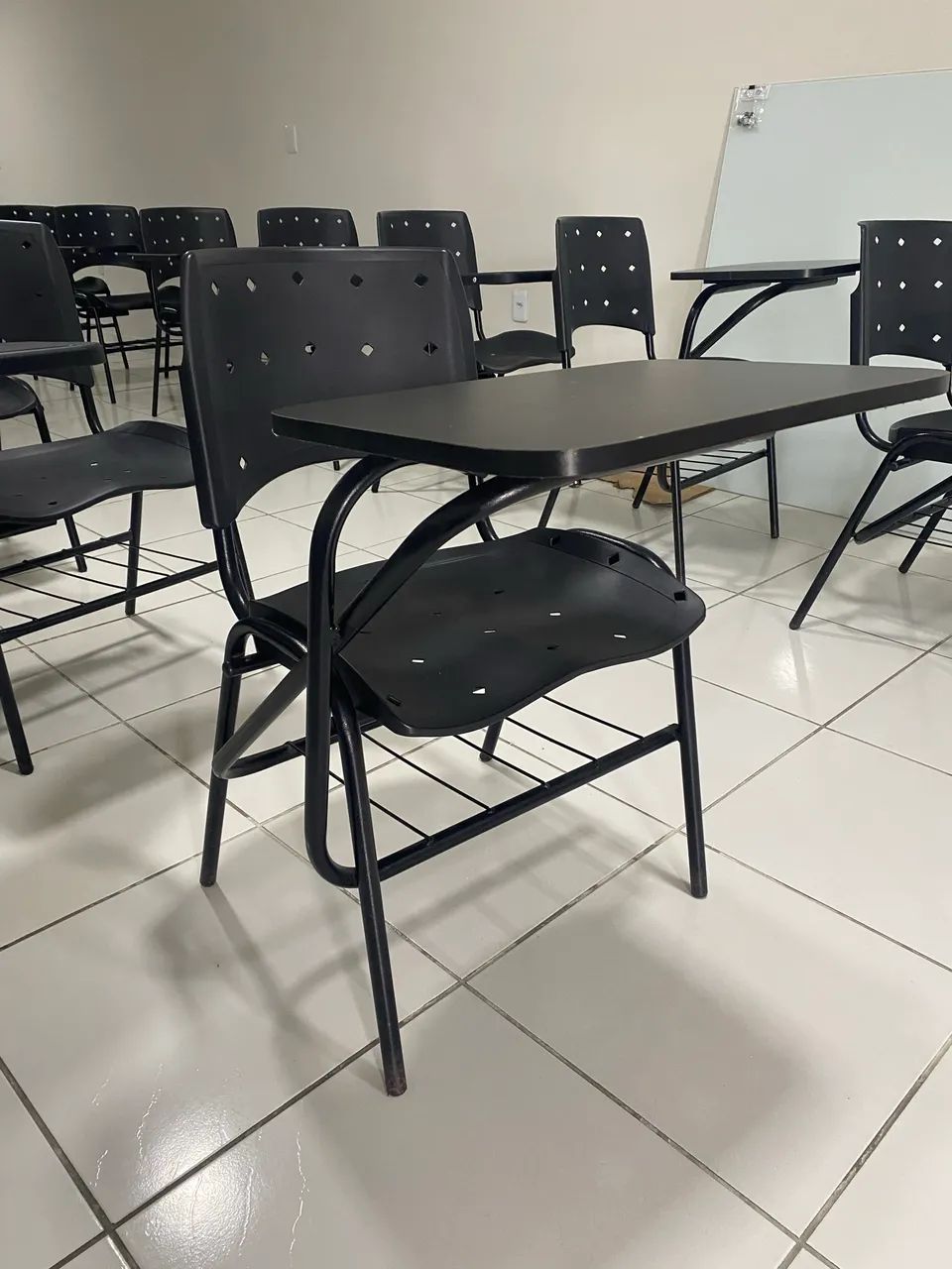 Cadeiras Escolares - Foto 3