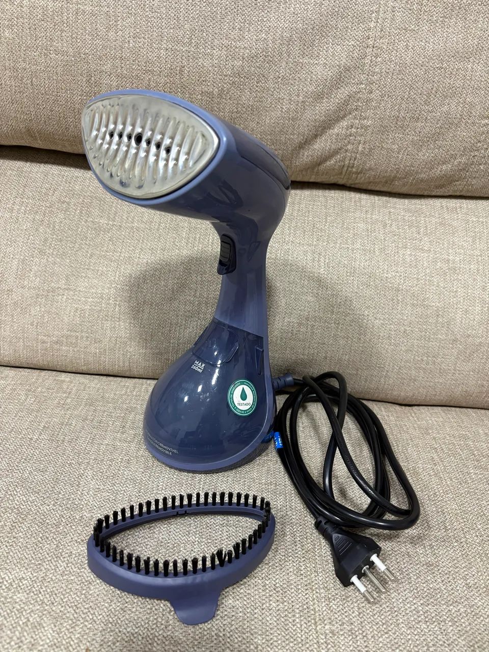 Vendo passadeira a vapor novo Eletrolux  - Foto 3