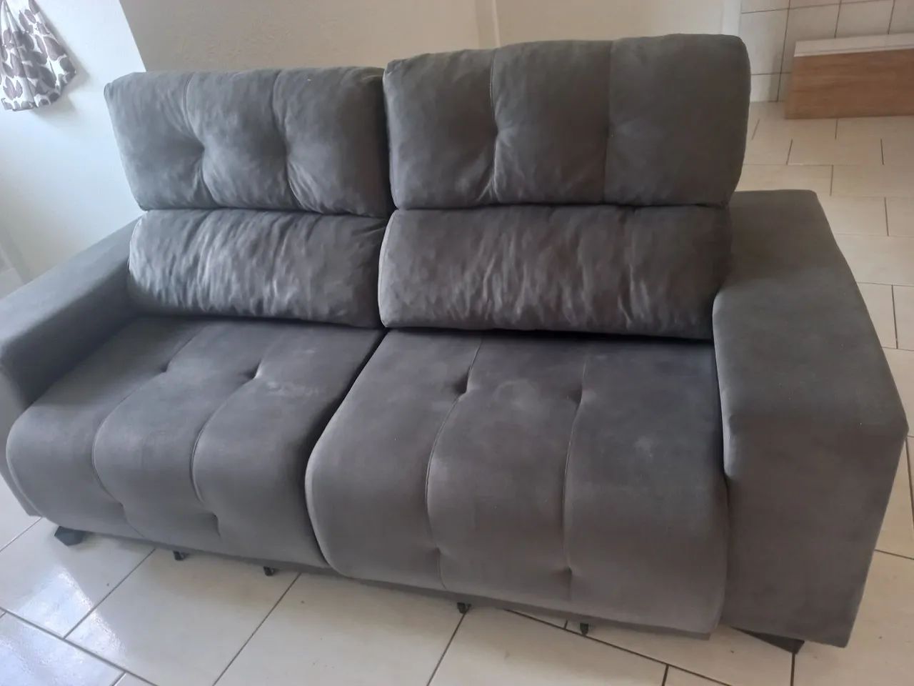 Sofá 3 lugares 