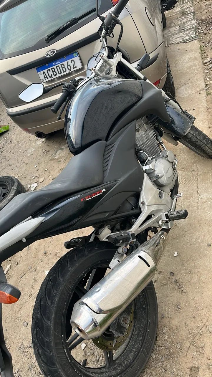Vendo ou troco por carro - Foto 2