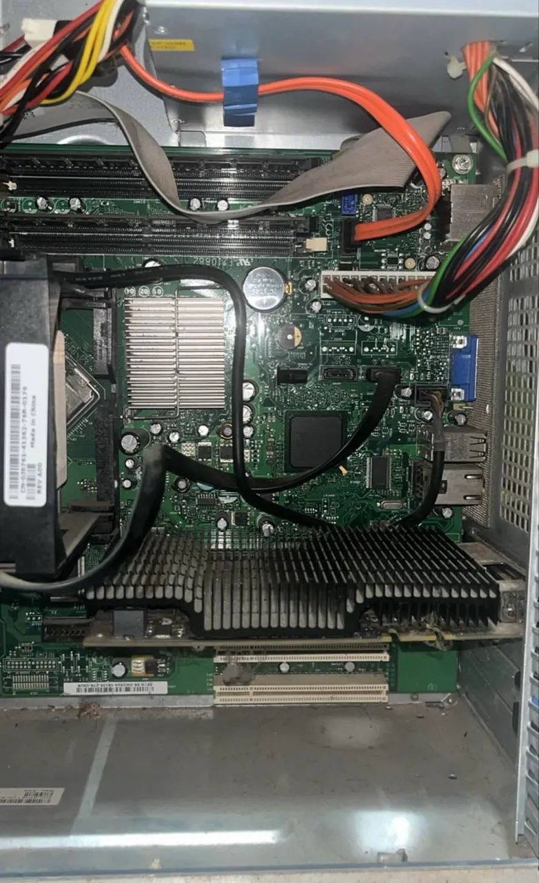 DELL DIMENSION E520 - 4GB RAM + NVIDIA 9400 GT  - Foto 5