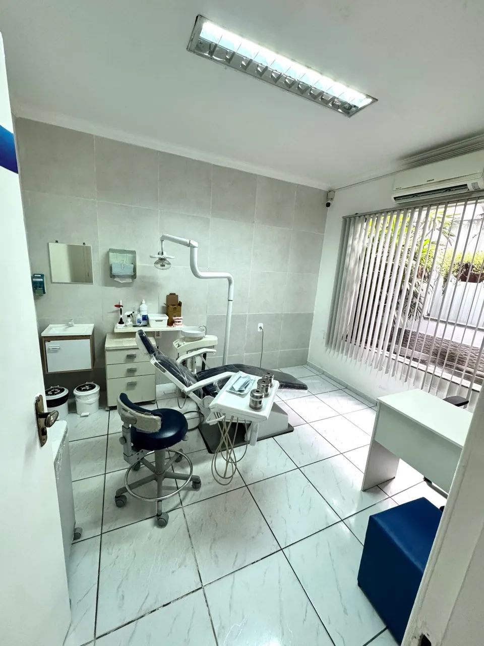 ALUGO CONSULTÓRIO ODONTOLÓGICO 