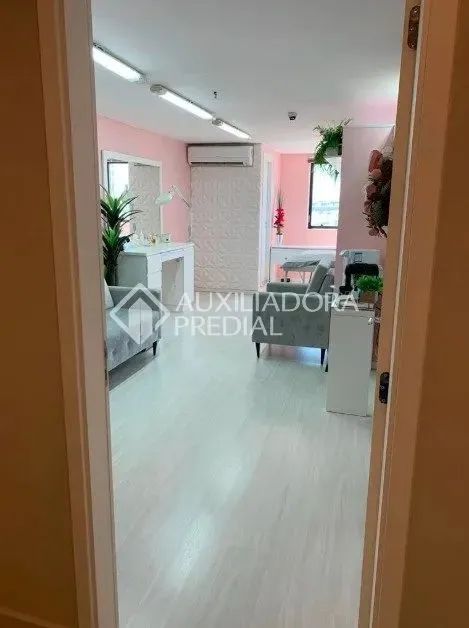 Excelente sala comercial no Centro de São Caetano do Sul, com 42m²
