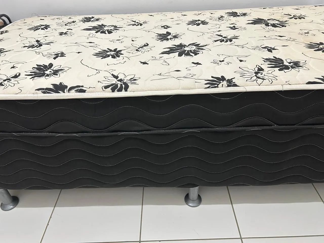 Cama com base de solteiro - Foto 2
