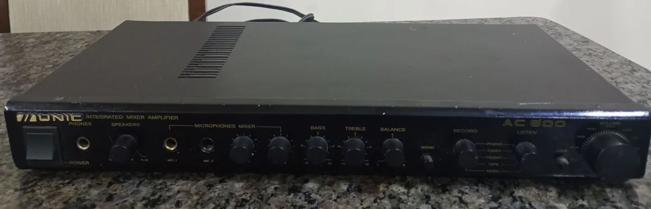 Amplificador de som Ac800