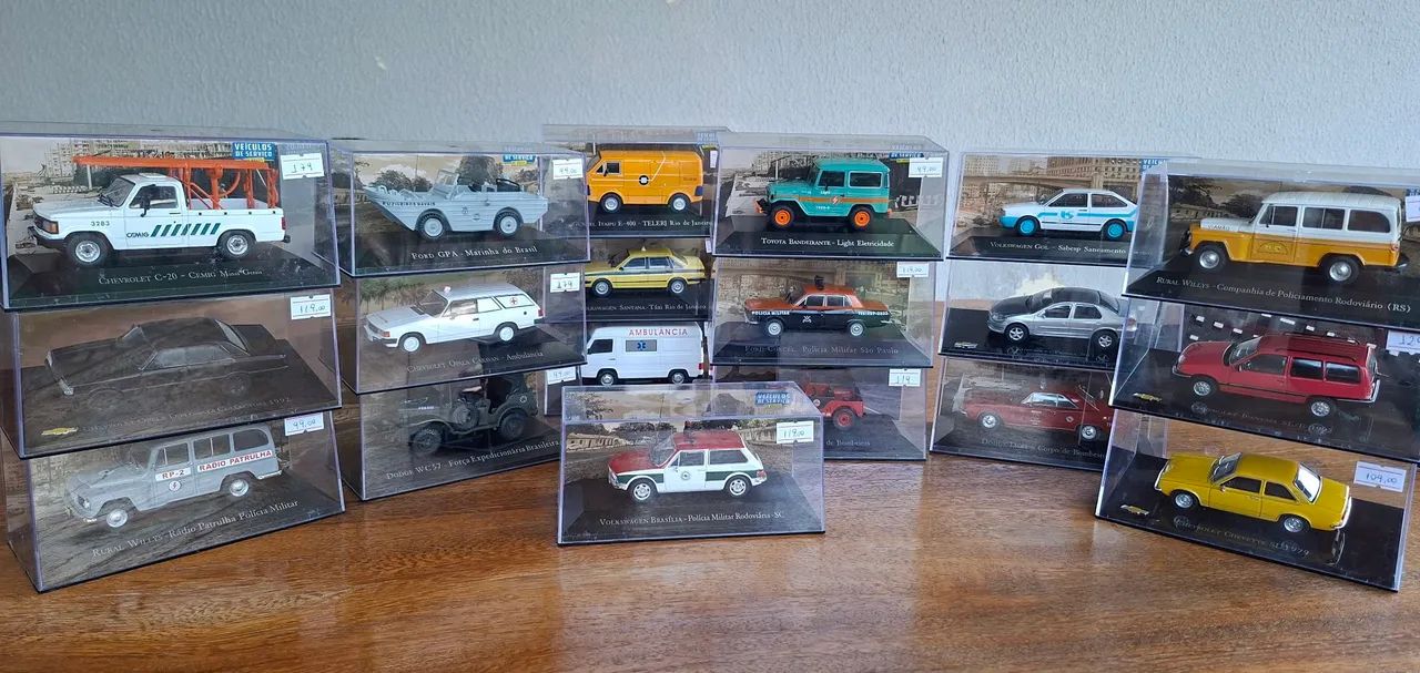Miniatura carros brasileiros e veiculos de serviço 