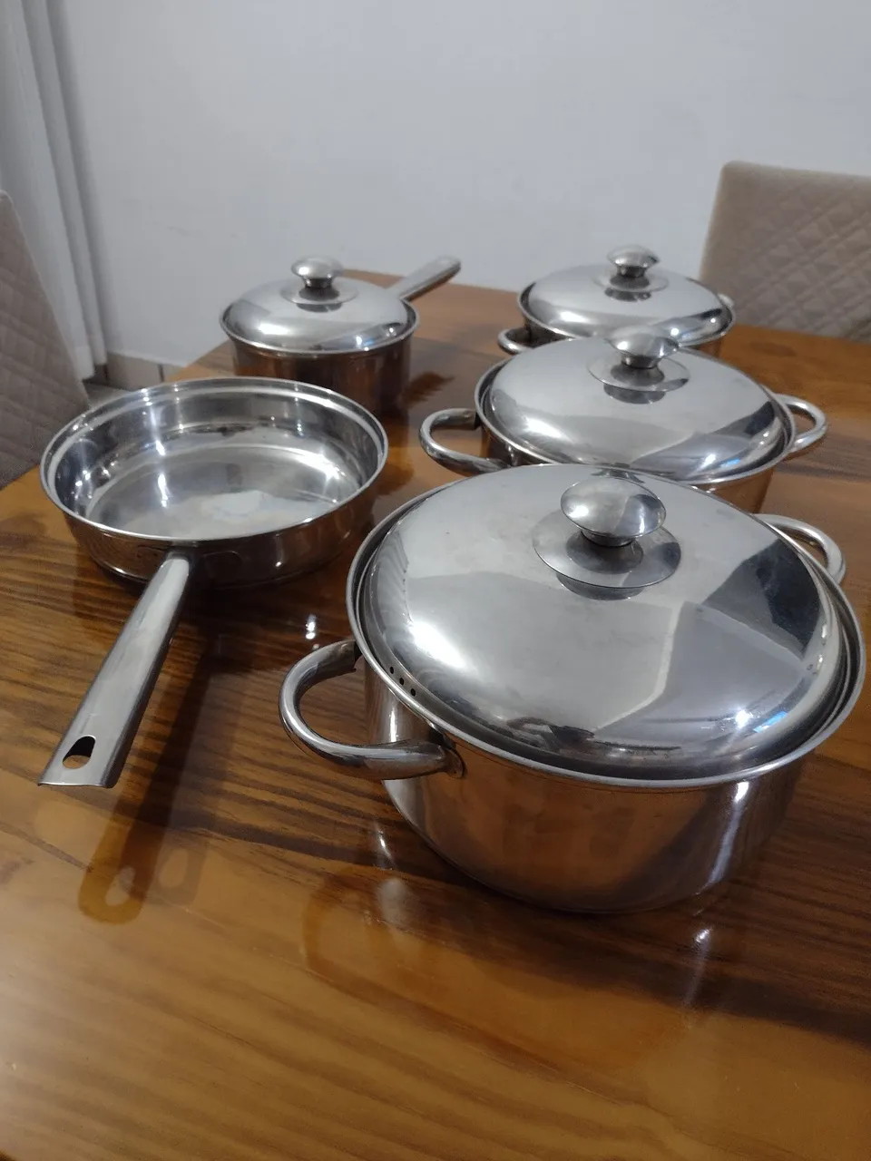Sopeira em inox com tampa - Utensílios Para Cozinha - Osvaldo Cruz