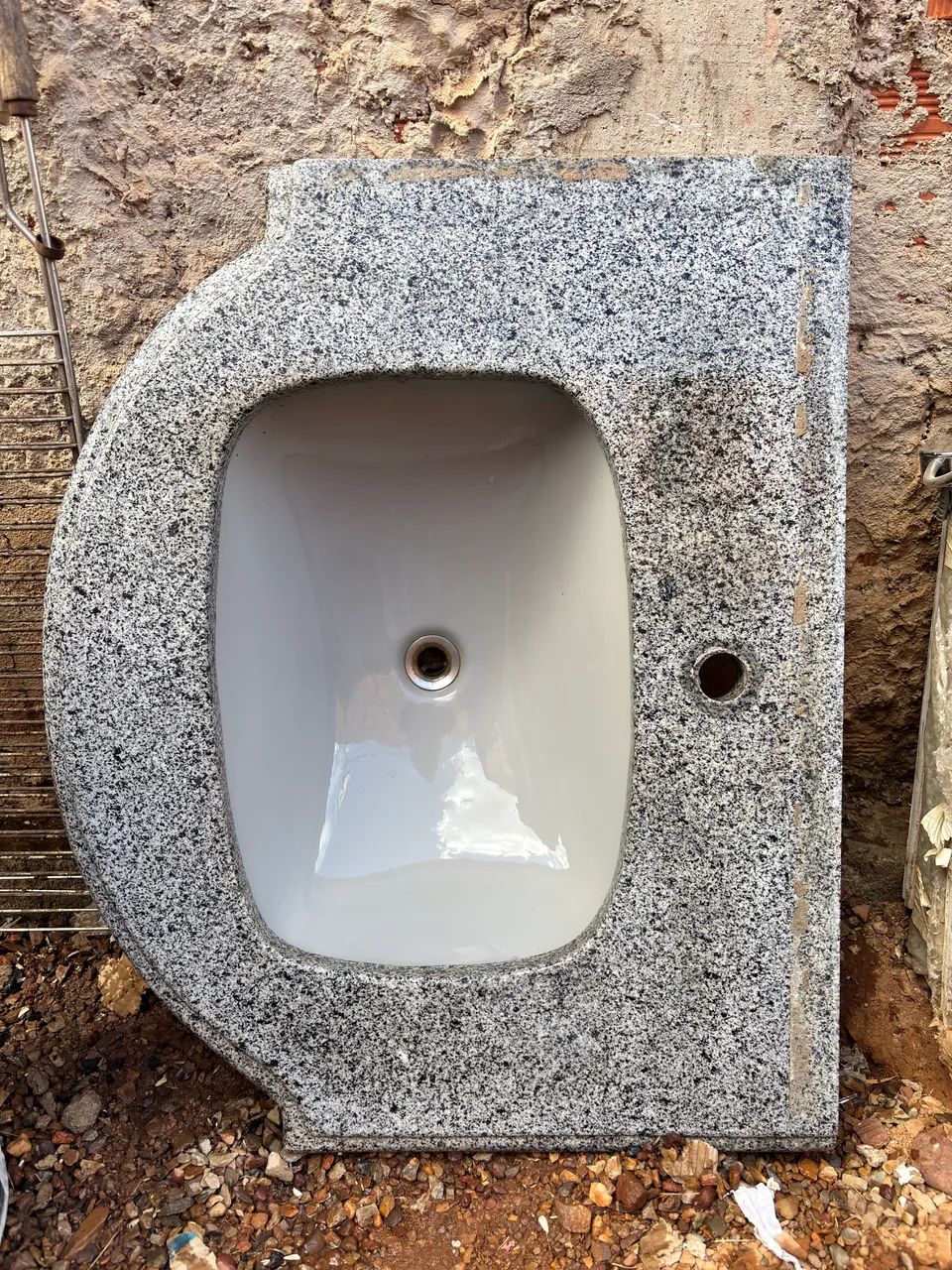 Pia de pedra