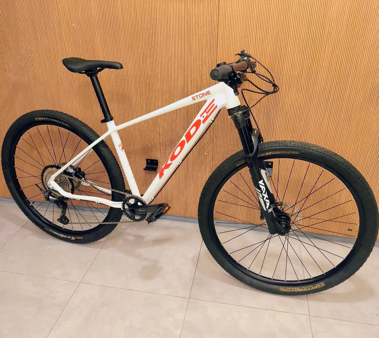 Kode aro 29 impecável 