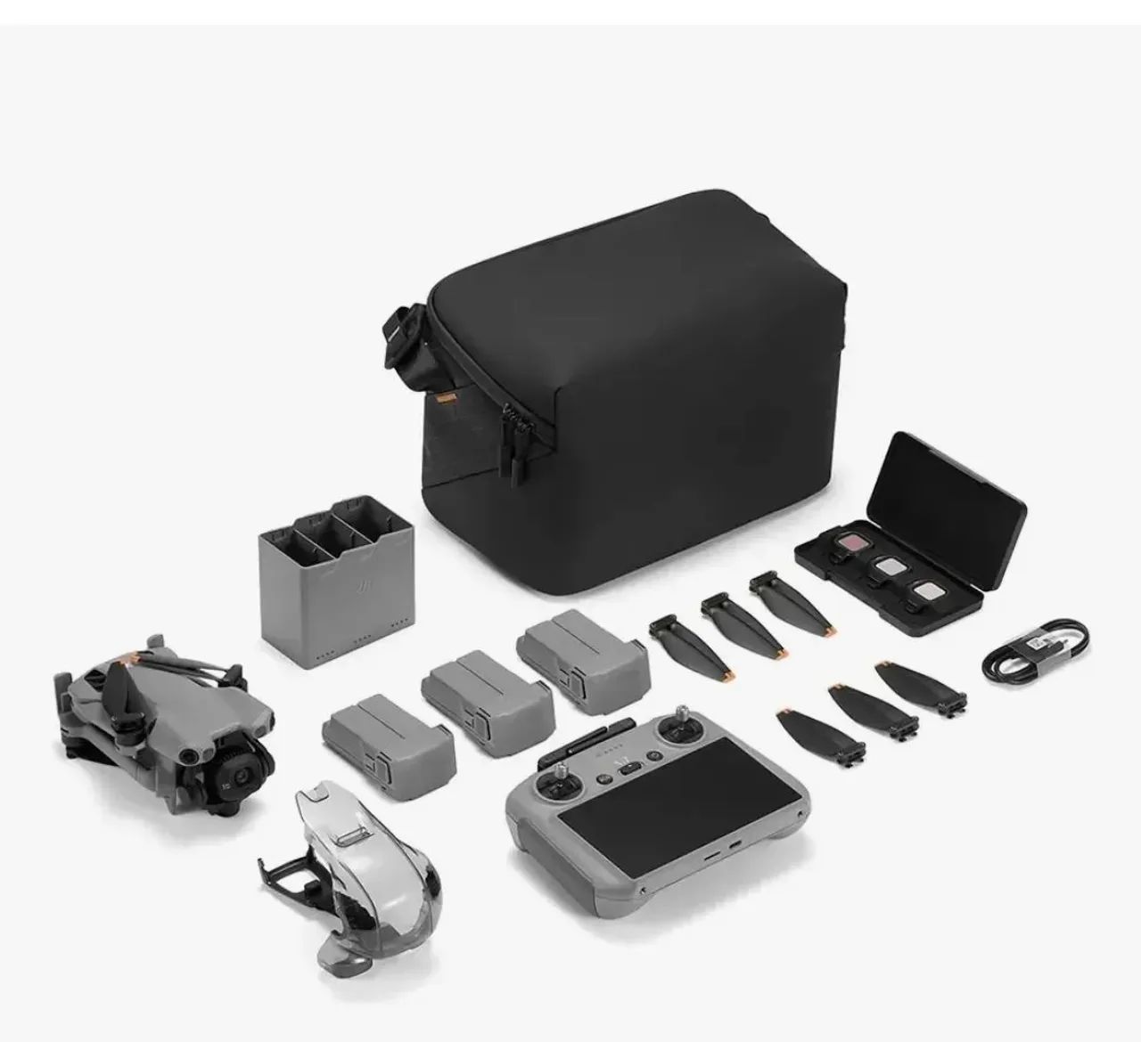 Drone Dji Mini 5 Pro Fly More Combo Plus Br com acessórios 