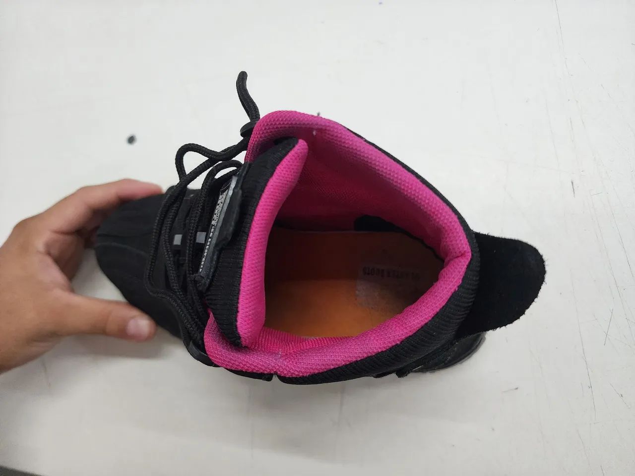 Bota com pico PVC - N° 34 - Foto 3
