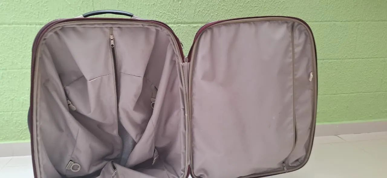 MALA USADA EM ÓTIMO ESTADO - Foto 5