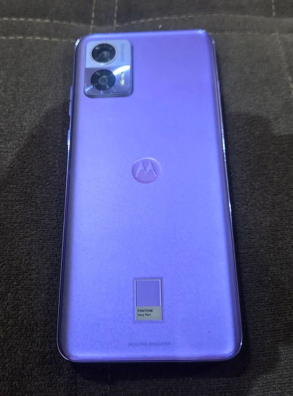 Celular Motorola 30 Neo