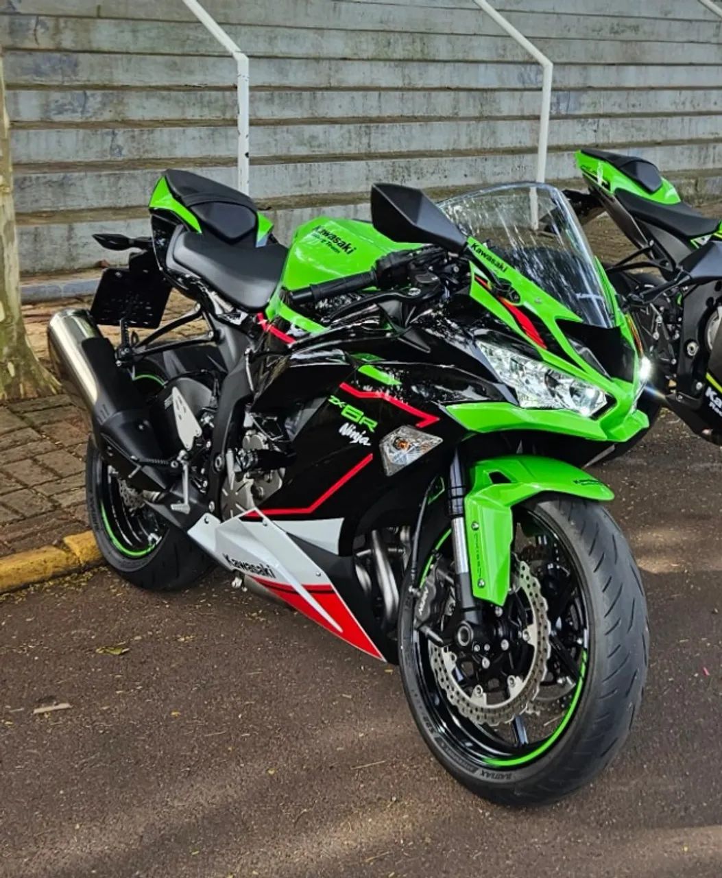 Kawasaki Zx-6r 636cc 2022 - 1511257886 | OLX