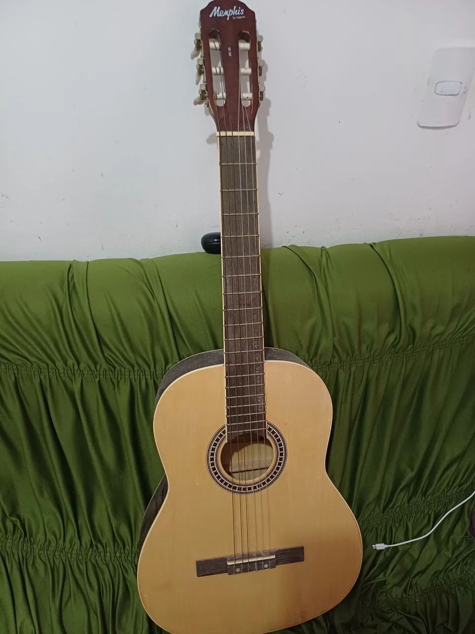 Violão manphis 