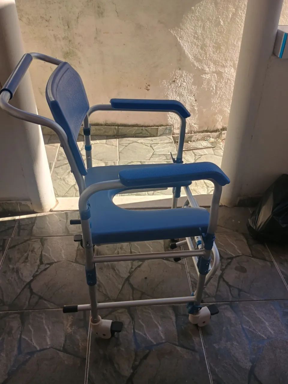 Cadeira de banho para Idosos e deficientes - Foto 3