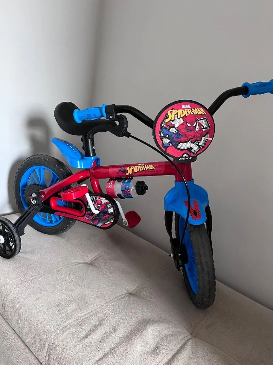 Bicicleta homem aranha 