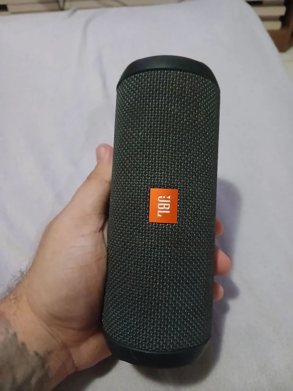 JBL ESSENTIAL 