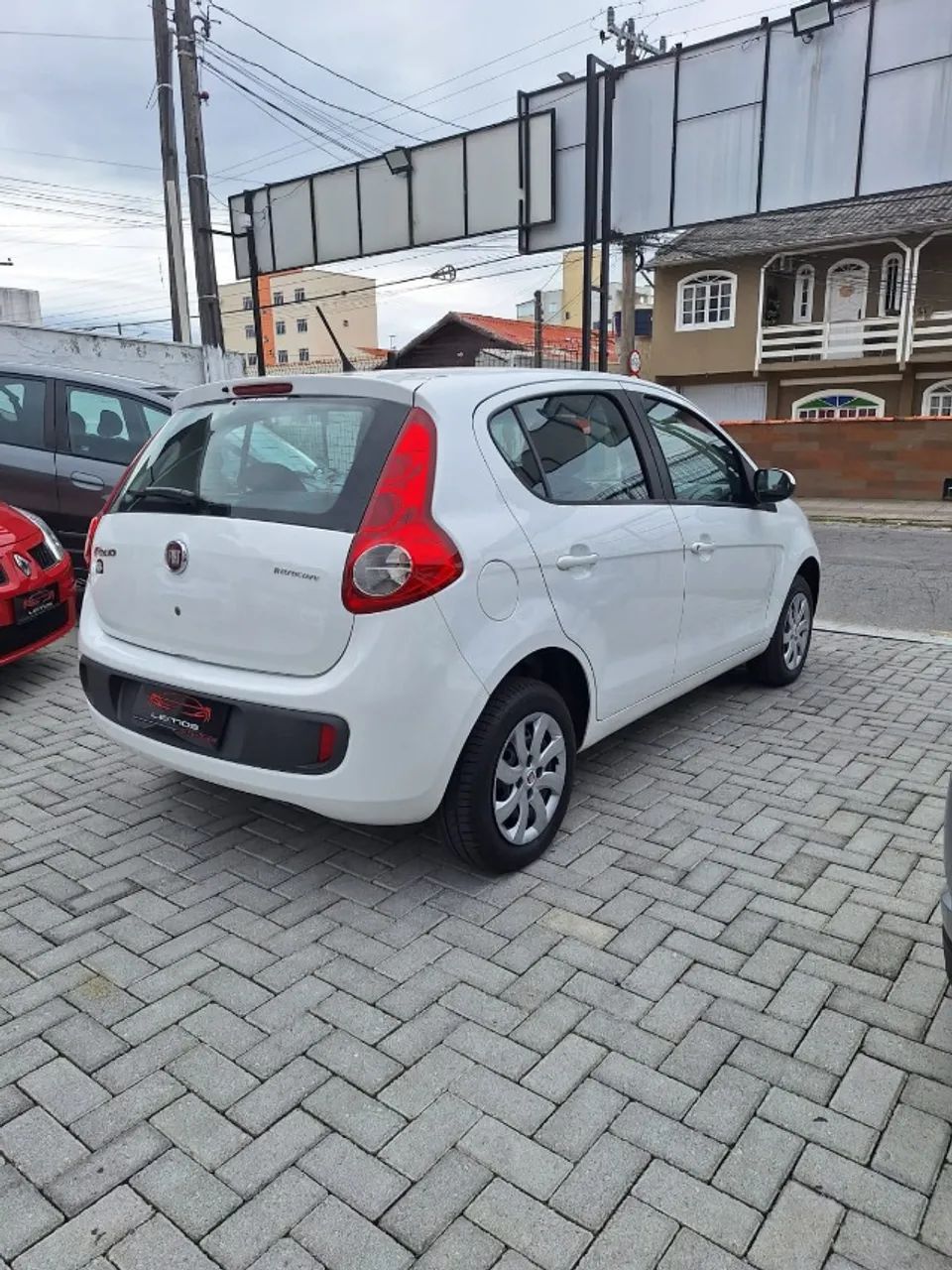Fiat Palio Attractive 1.0 EVO Fire Flex 8V 5P 2013 - Foto 5