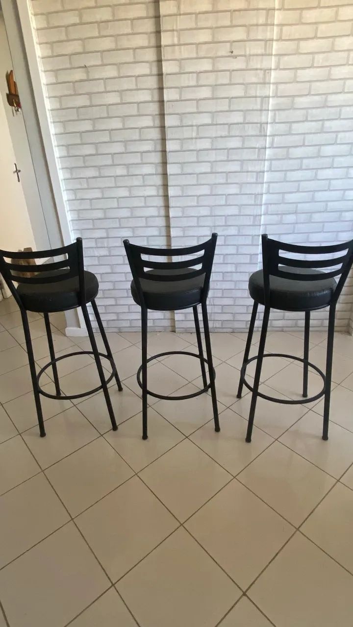 3 banquetas altas com estofado - Foto 2