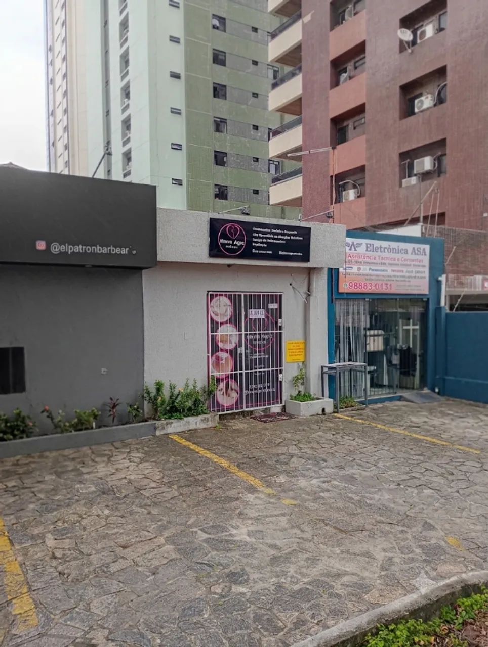 Sala comercial no térreo 23m² próximo ao retão de manaíra