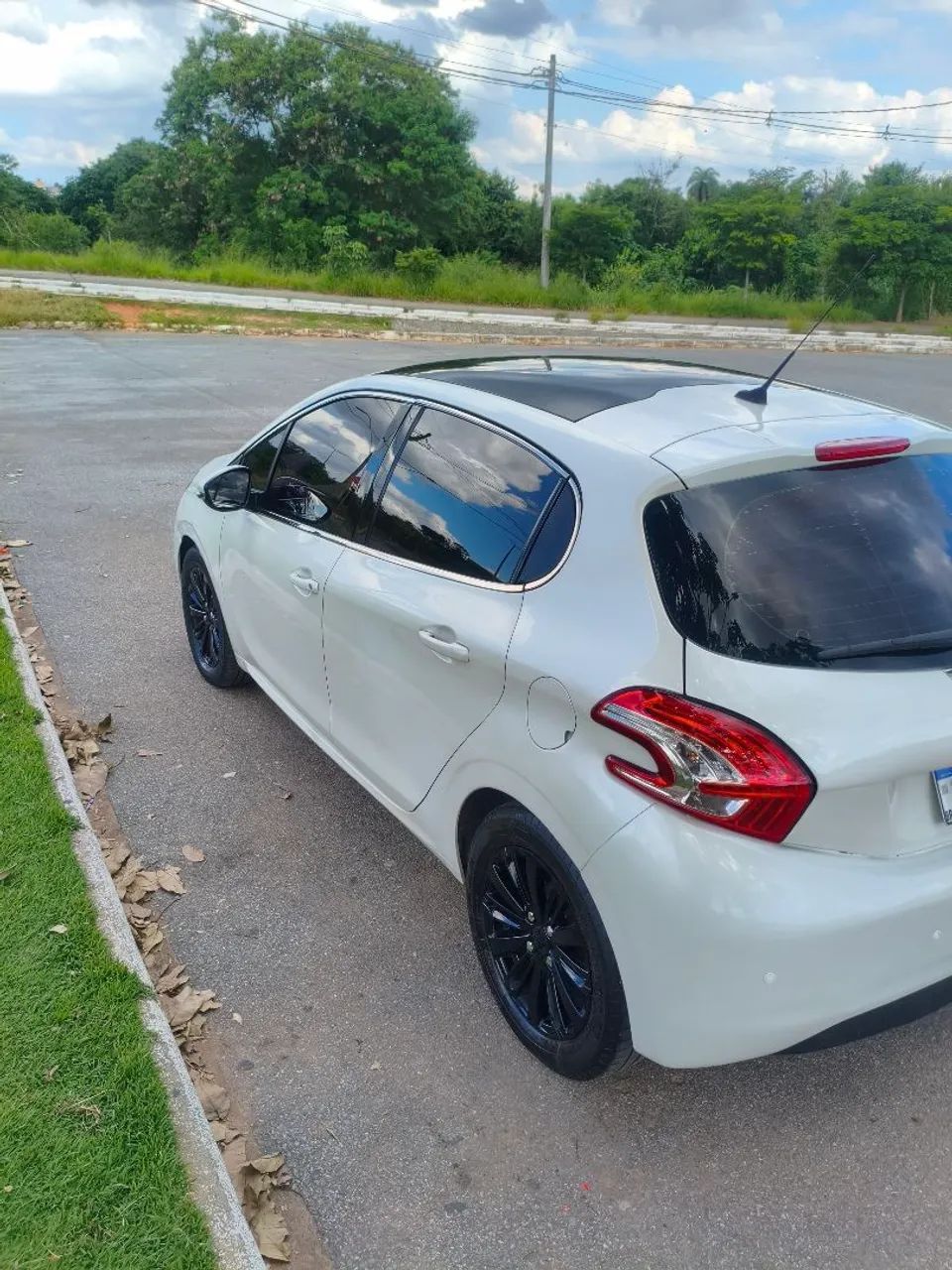 Peugeot 208 208 Griffe 1.6 Flex 16V 5p Aut. 2017