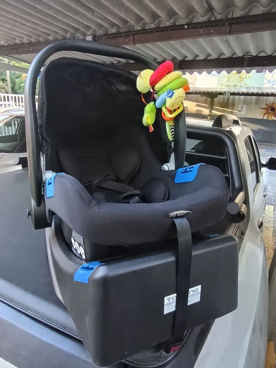 Vende-se bebê conforto 