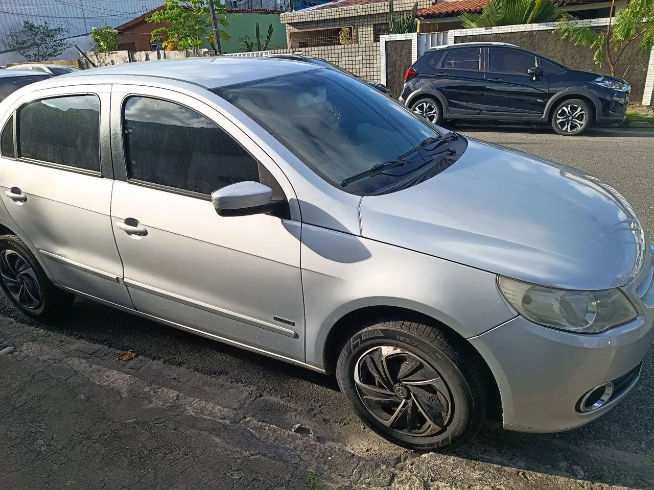 Volkswagen Voyage VOYAGE 1.0/1.0 City Mi Total Flex 8V 4p 2010