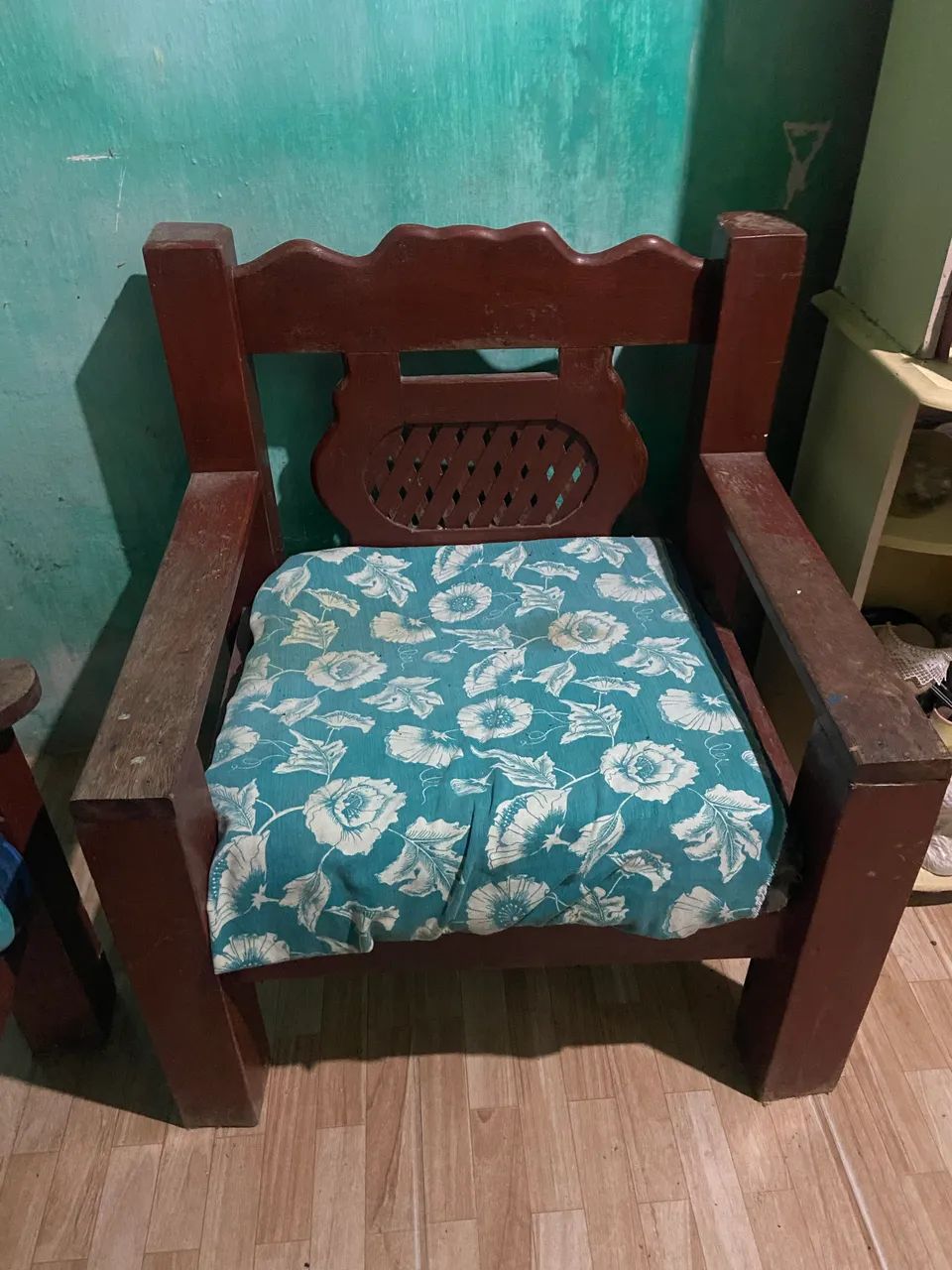 Conjunto de sofá madeira de lei com mais de 40 anos  - Foto 2