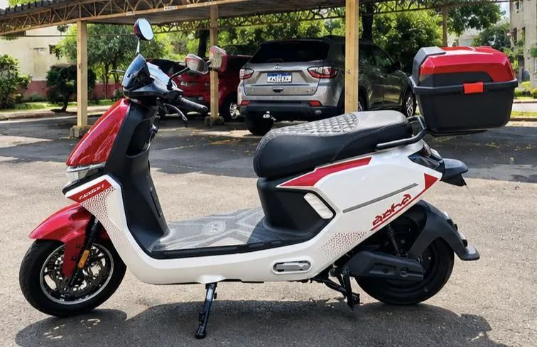 Scooter klosh Doha  - Foto 2