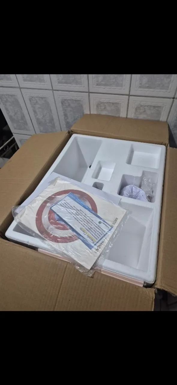 Prensa térmica com abertura lateral! Marca Deko