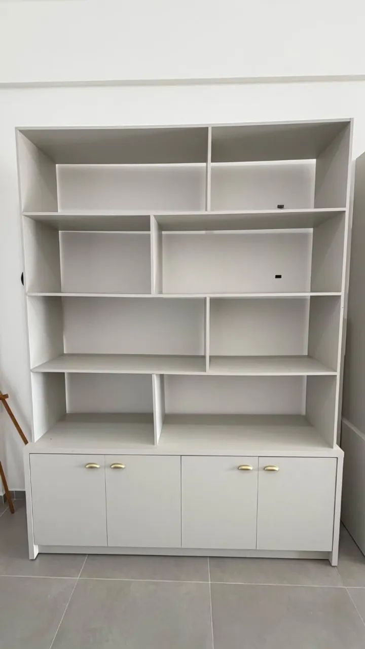 Balcão Expositor em MDF 