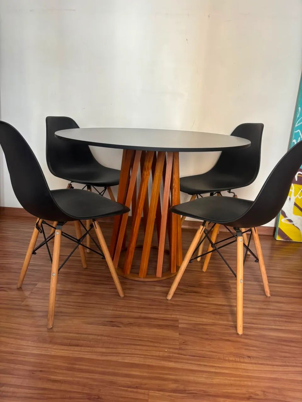 Mesa jantar redonda com 4 cadeiras