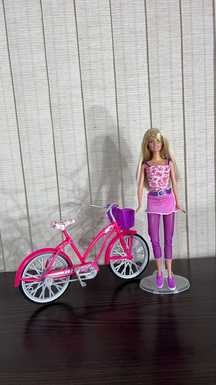 Barbie + bicicleta 