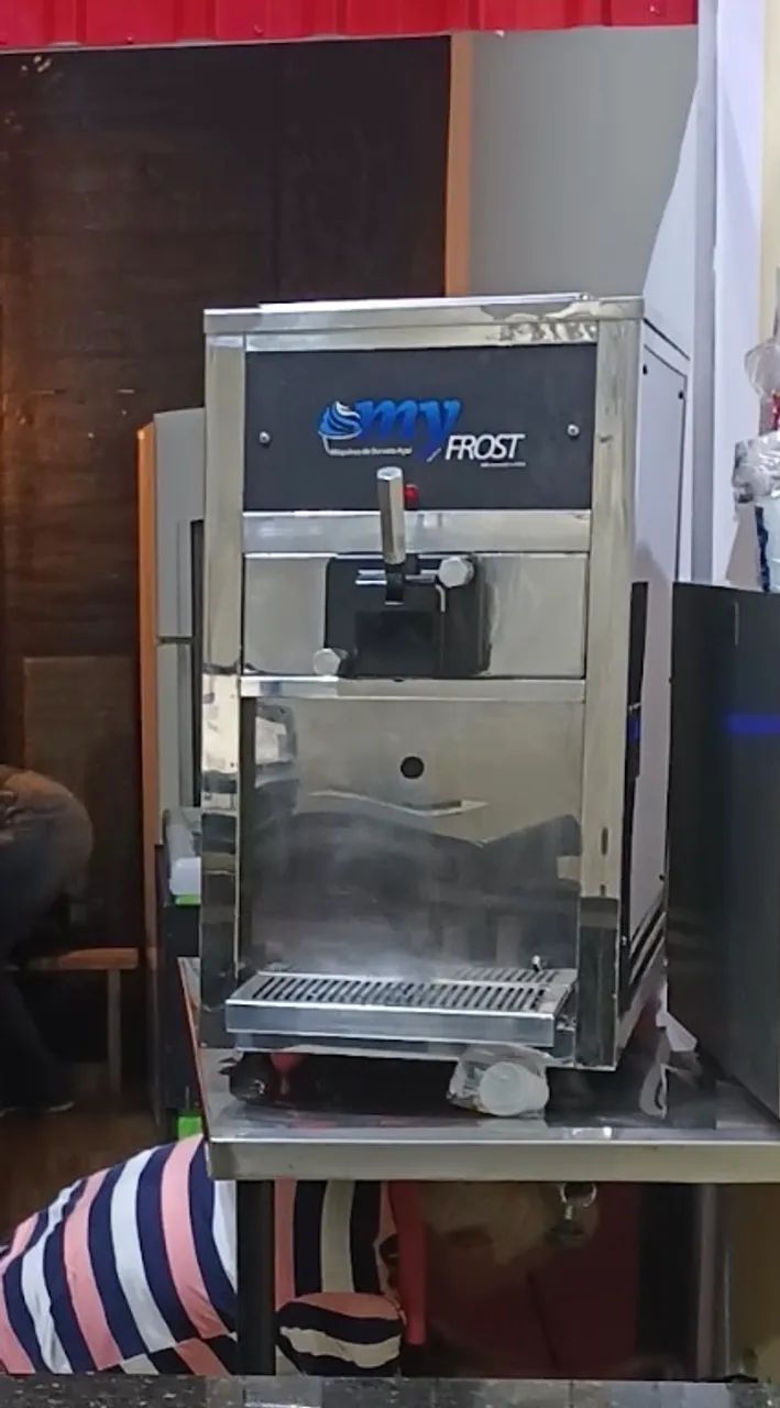 Máquina para milkshake ou casquinha  - Foto 3