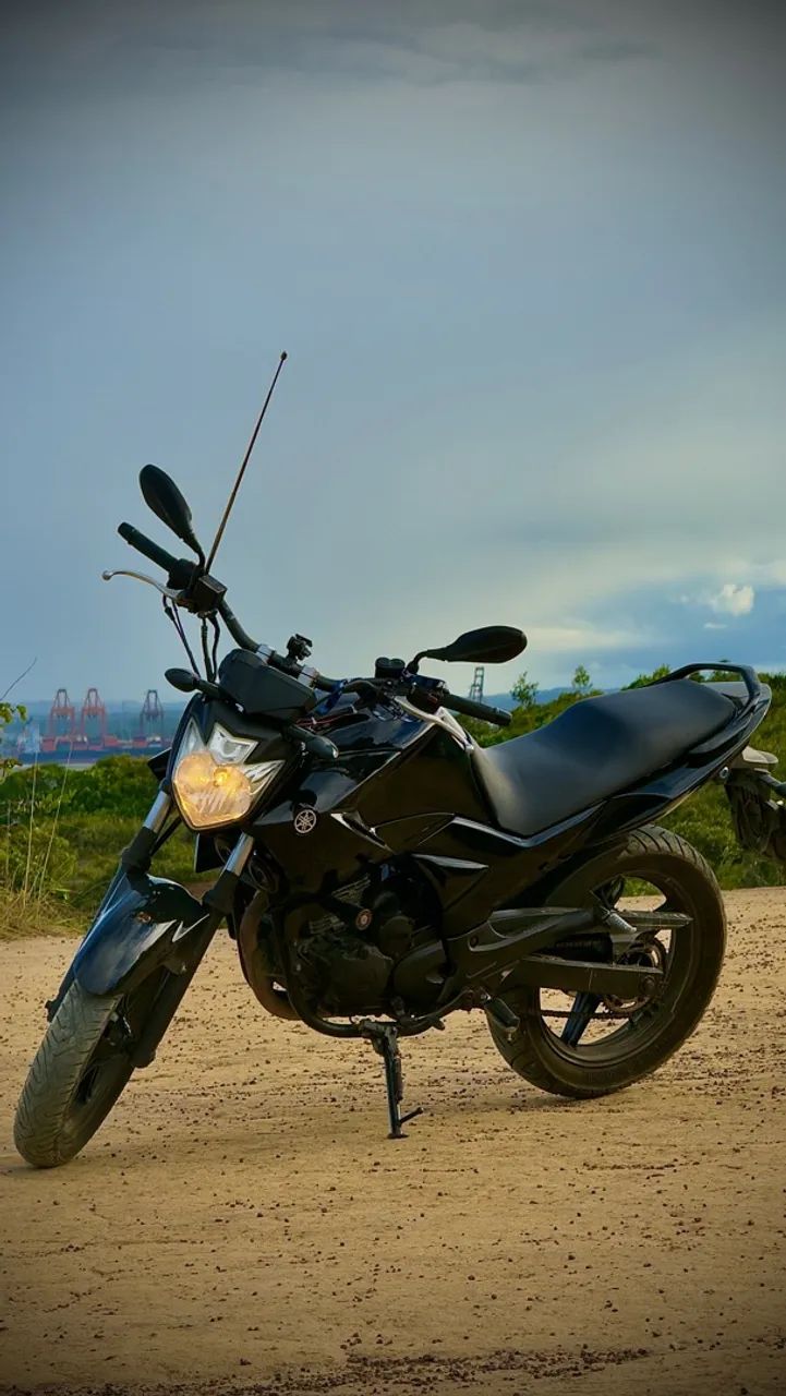 Fazer 250 2011