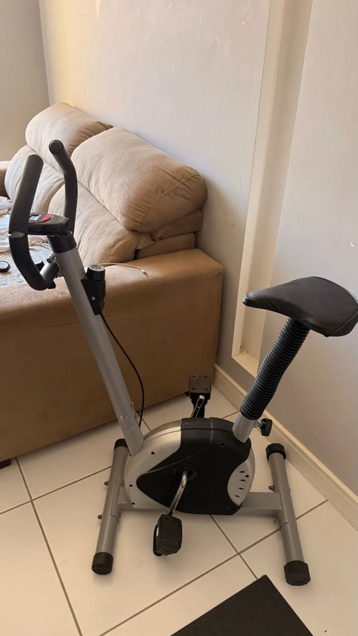 Vendo bicicleta ergométrica  - Foto 5