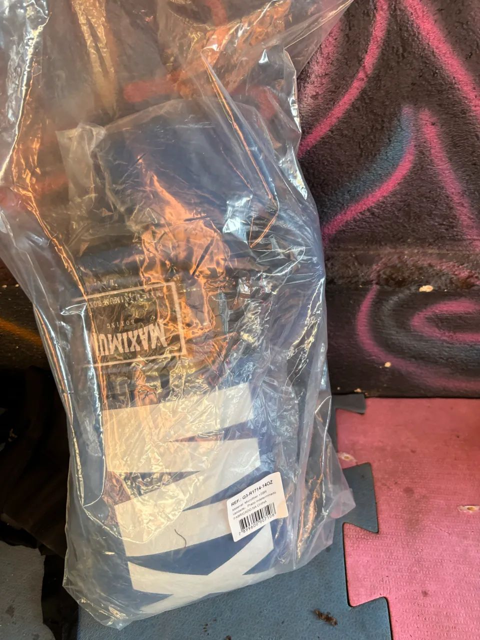 Luva Maximum azul 14oz novo  - Foto 3