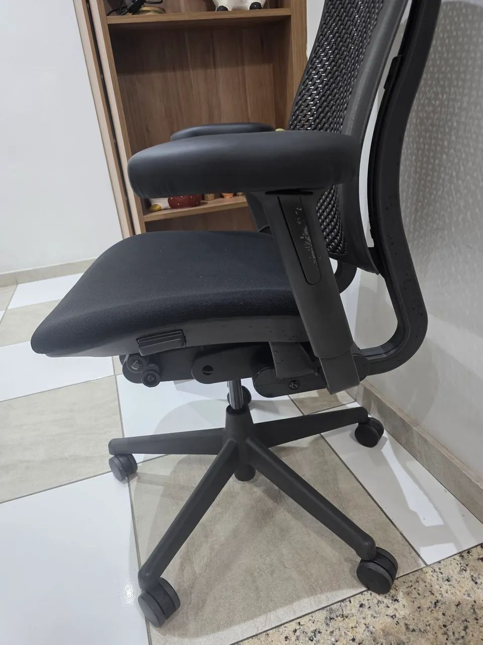 Cadeira de escritório Herman Miller  - Foto 5