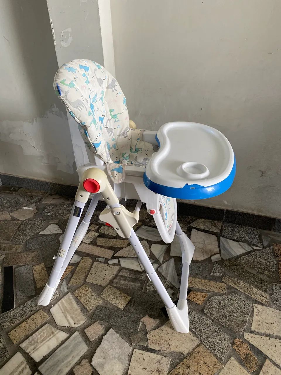 Cadeira alimentação  - Foto 3