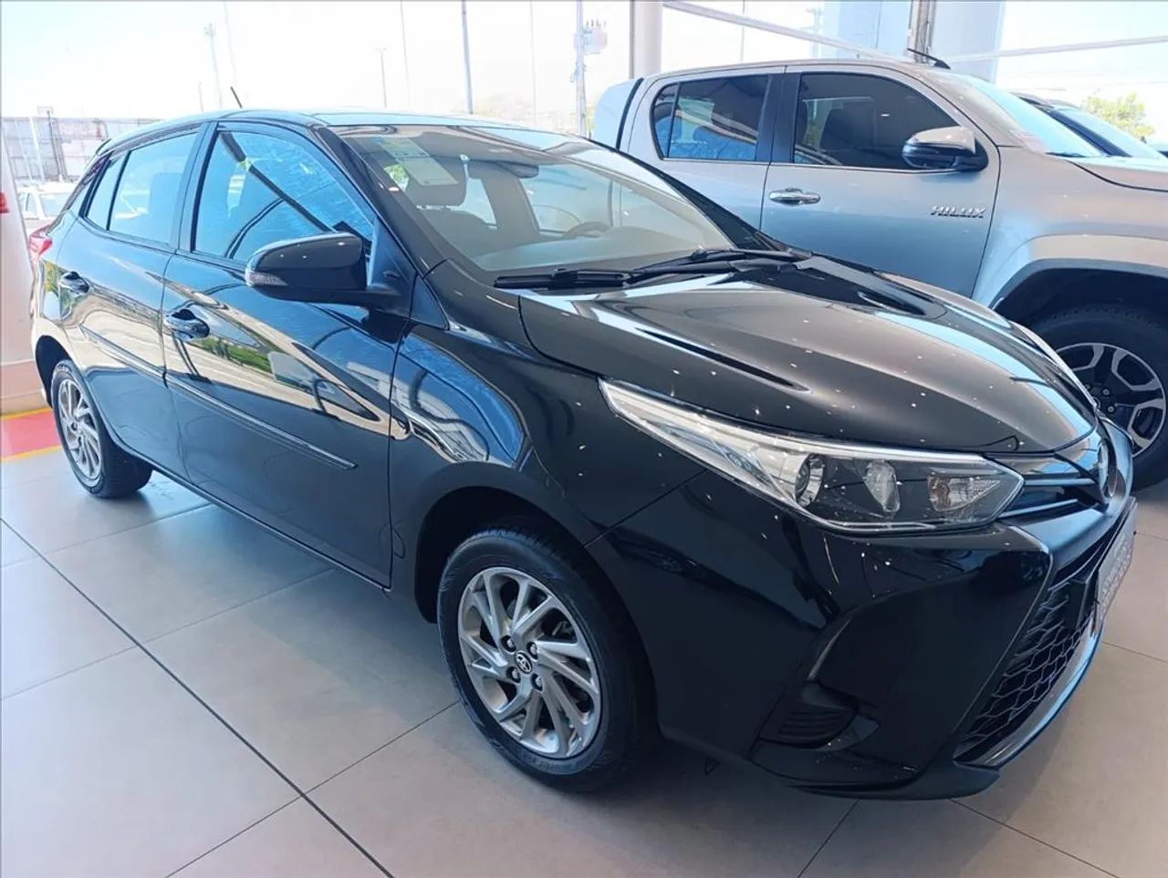Toyota Yaris XS 1.5 FLEX 16V 5P AUT. 2024