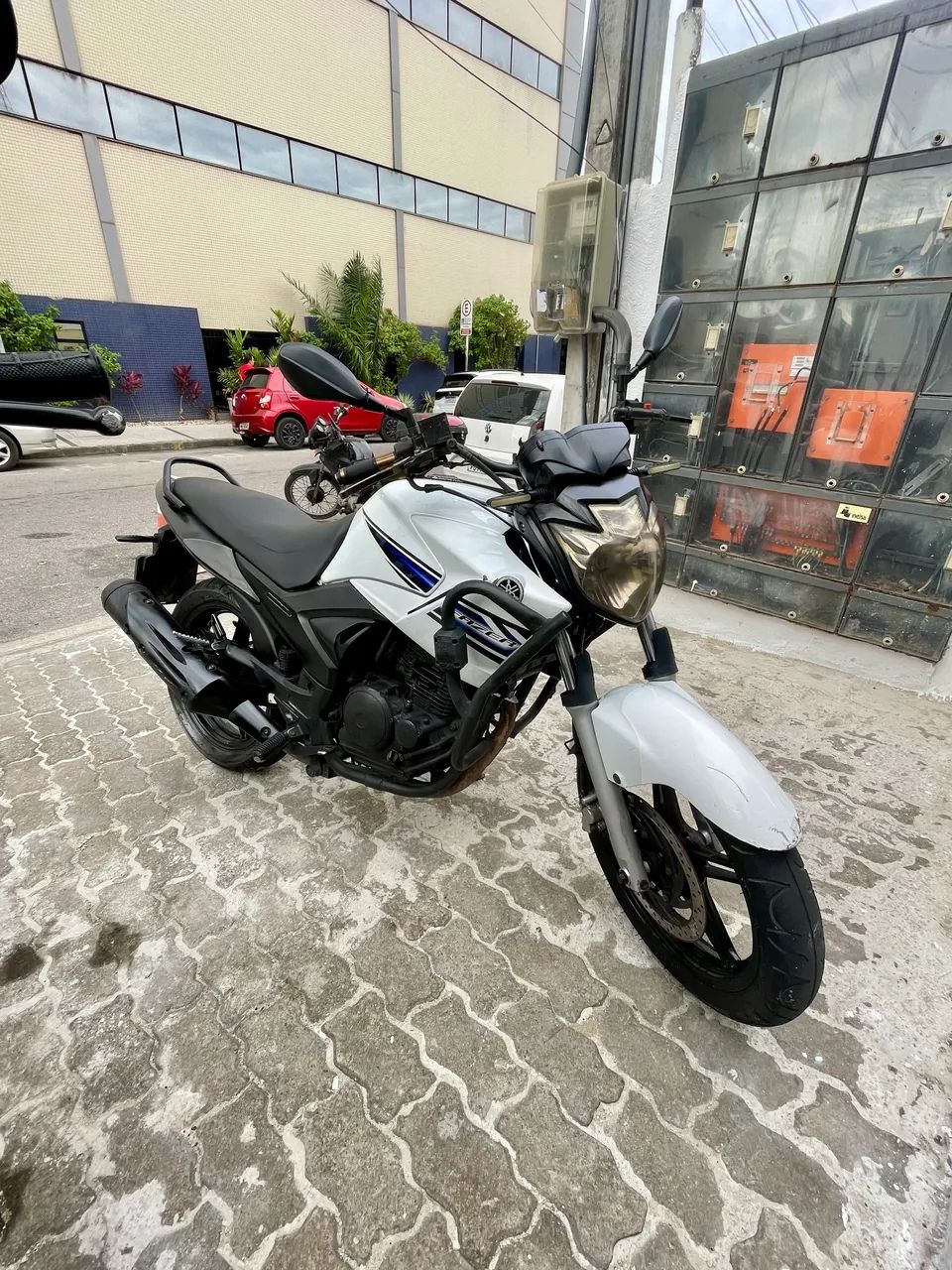 FAZER 250 