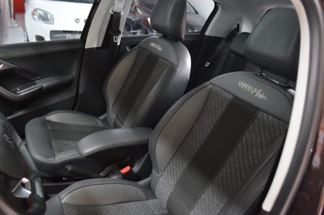 PEUGEOT 208 URBANTECH 1.6 AUT 2018 - Foto 8