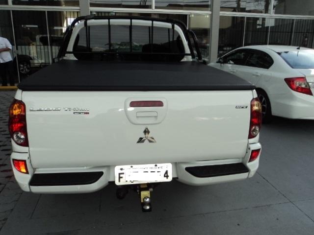 L200 Triton 3.2 DID-H HPE 4WD (Aut) 2014 - Foto 4