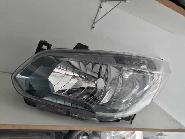 Farol LE GM Spin 2012/2017 Fumê Cromomix Original - Foto 2
