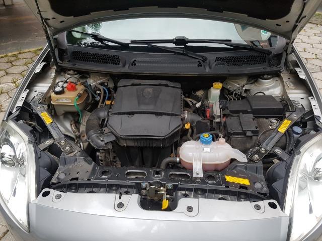 Fiat Bravo Essence 1.8 - Dualogic - 2014 - Segundo Dono - Foto 5