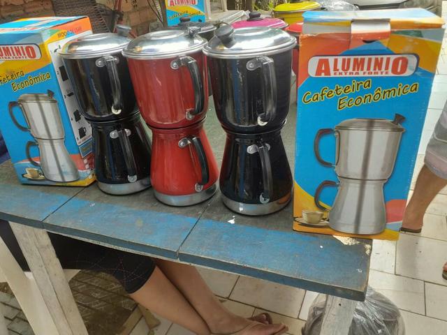 Cafeteira de aluminio